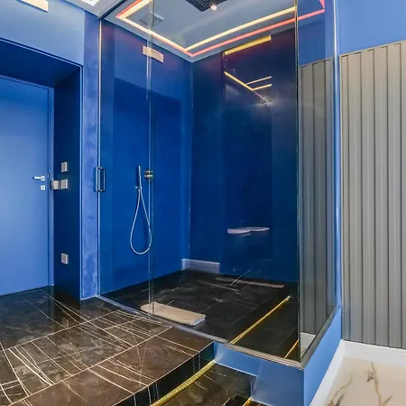 Pensionat Maison San Carlo Luxury 4*