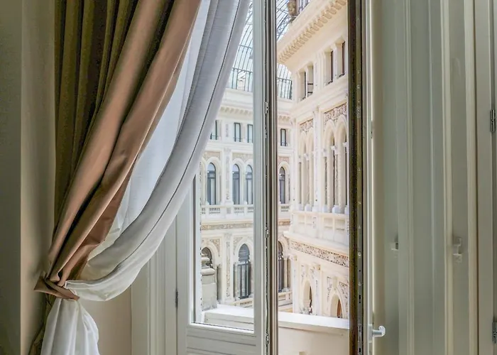 Maison San Carlo Luxury 4* 나폴리